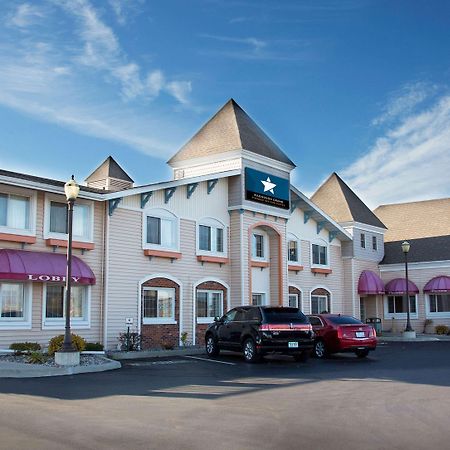 Magnuson Grand Pioneer Inn And Suites Escanaba Exteriör bild