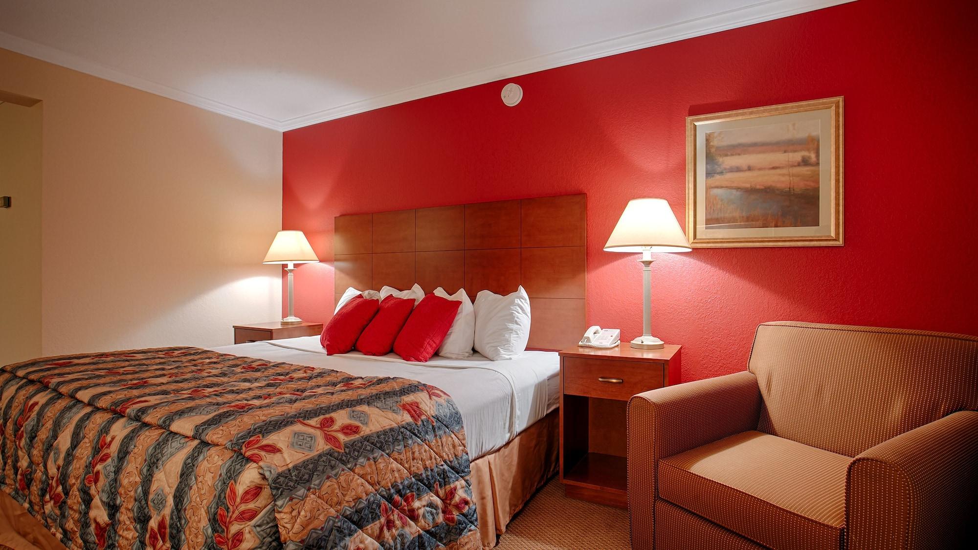 Magnuson Grand Pioneer Inn And Suites Escanaba Exteriör bild