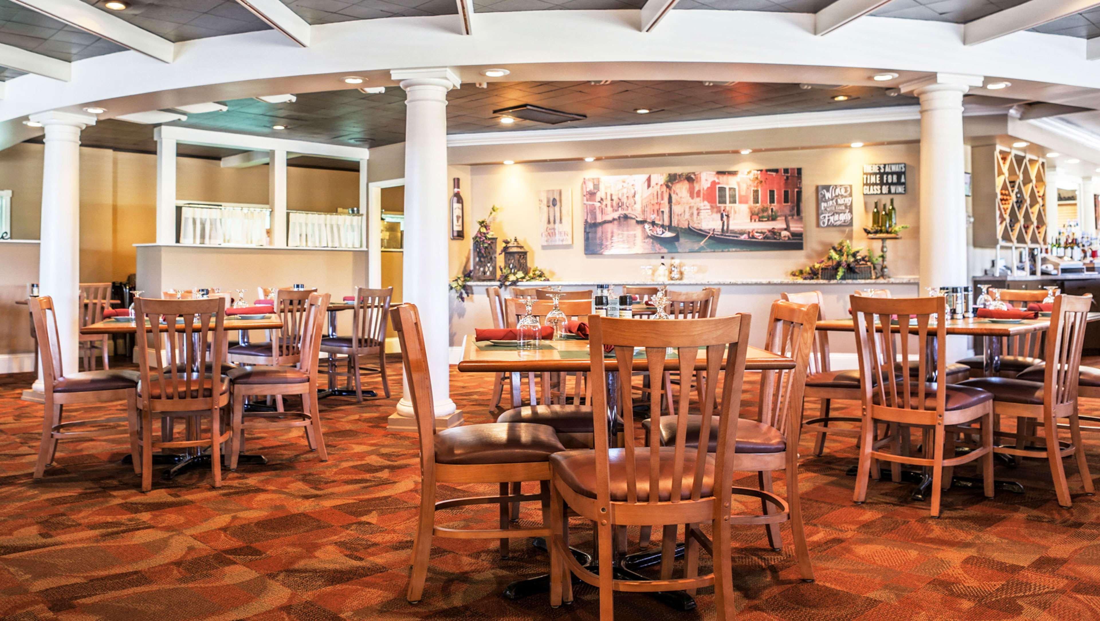 Magnuson Grand Pioneer Inn And Suites Escanaba Exteriör bild