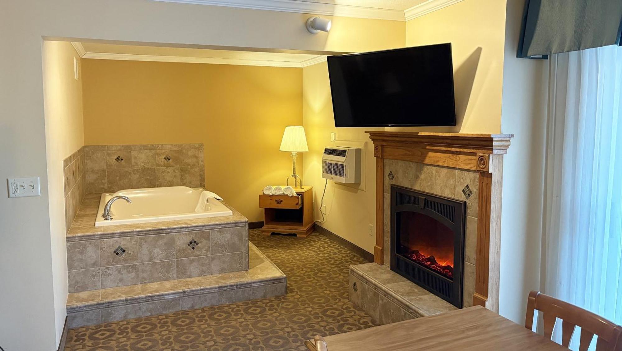 Magnuson Grand Pioneer Inn And Suites Escanaba Exteriör bild