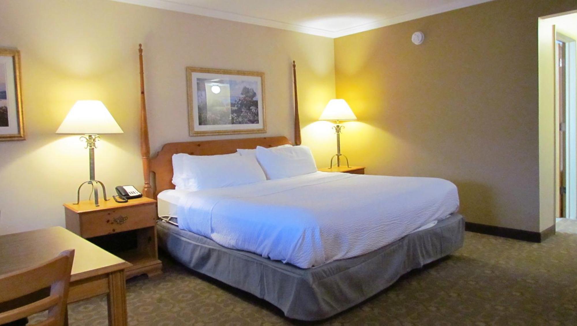 Magnuson Grand Pioneer Inn And Suites Escanaba Exteriör bild