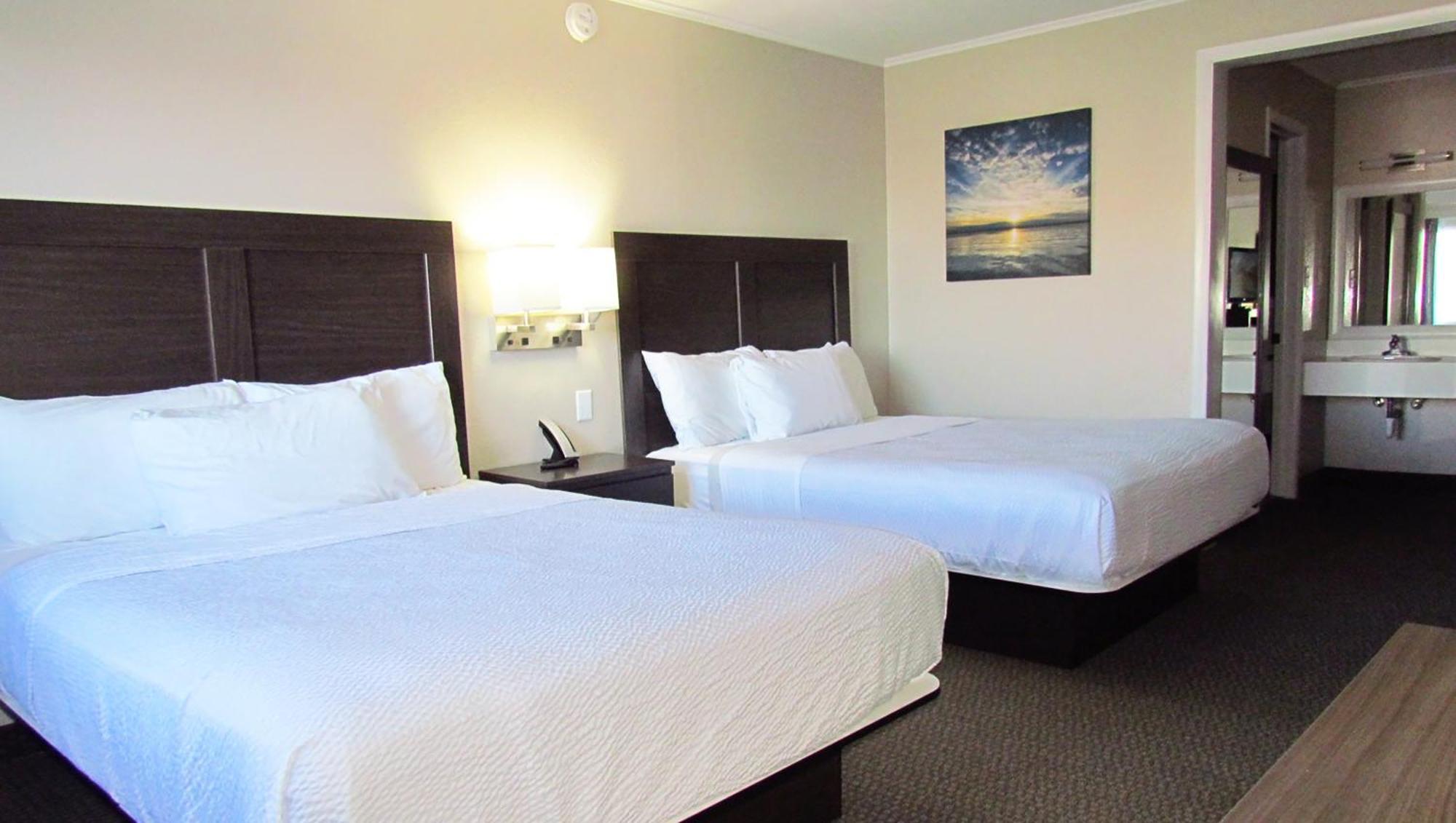 Magnuson Grand Pioneer Inn And Suites Escanaba Exteriör bild
