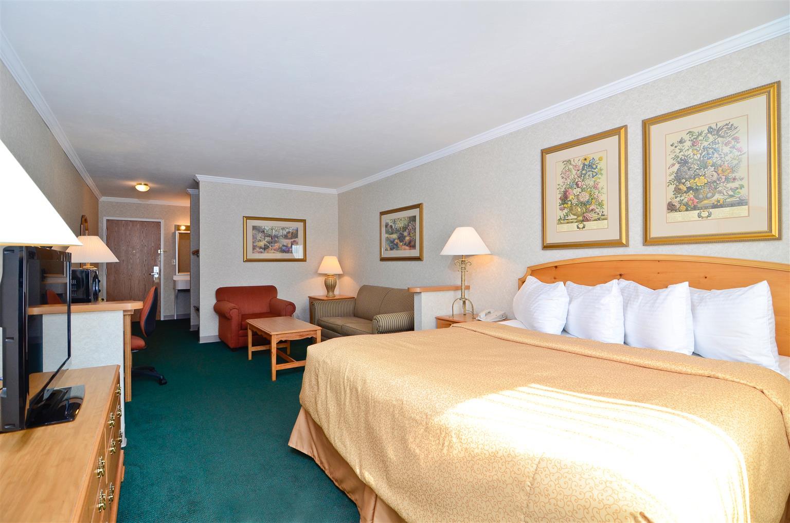 Magnuson Grand Pioneer Inn And Suites Escanaba Exteriör bild