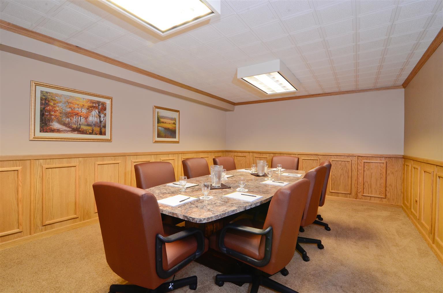 Magnuson Grand Pioneer Inn And Suites Escanaba Business bild